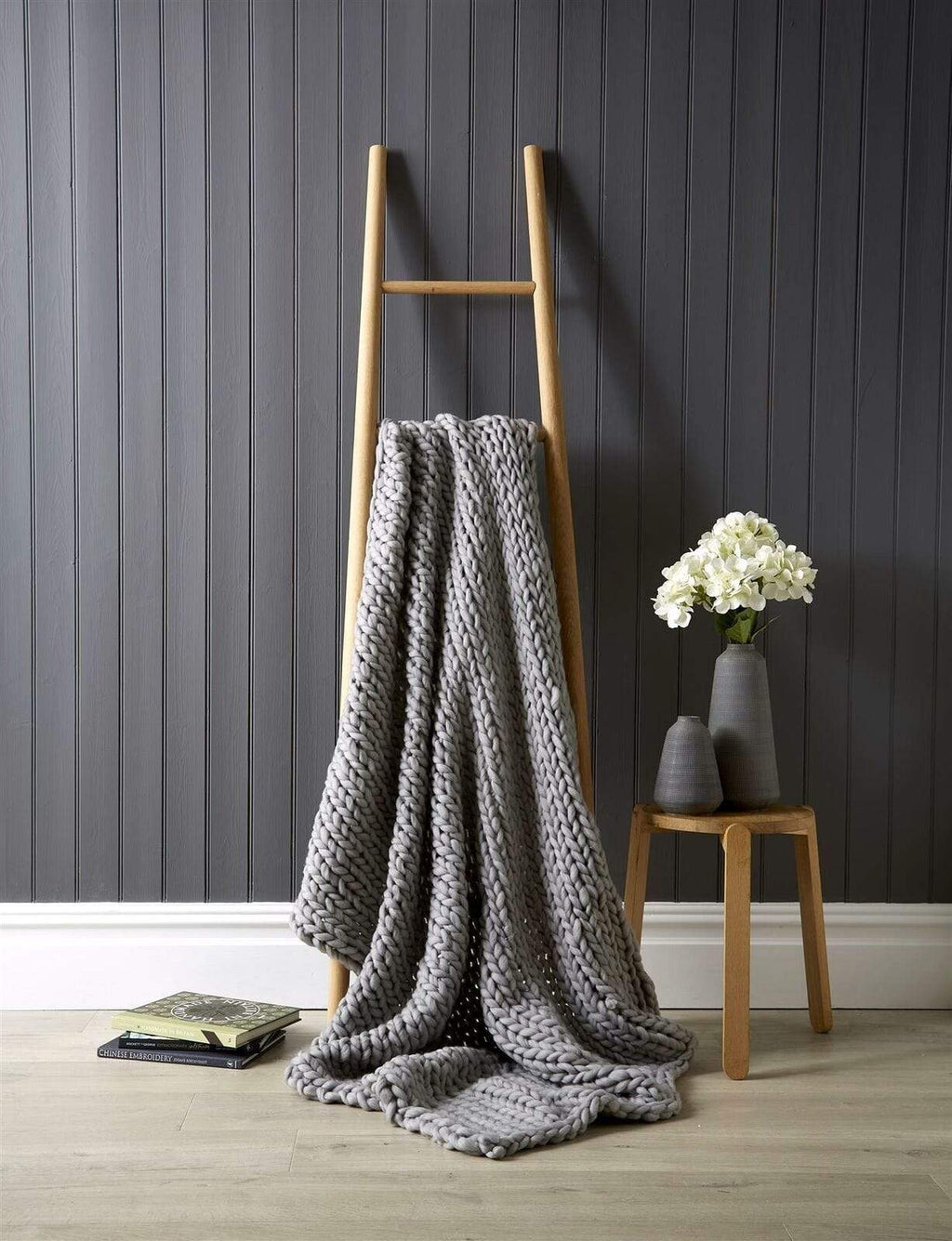 Chunky Cable Knit Throw Blanket